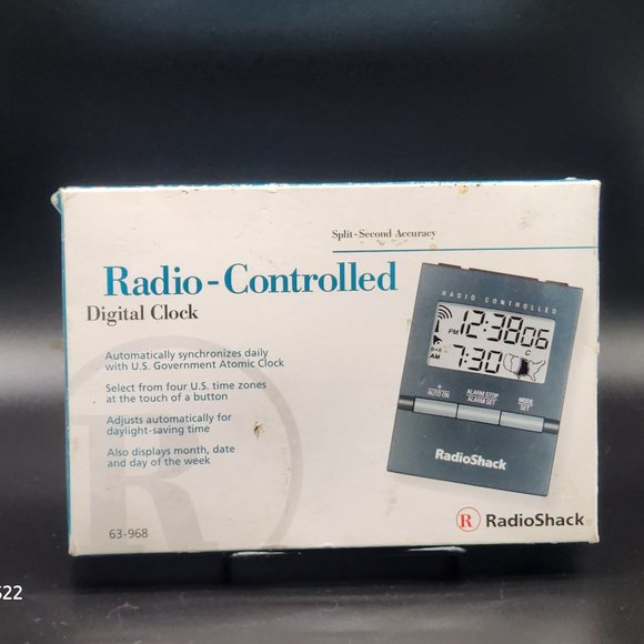 Radio Shack Other Radio Shack Radiocontrolled Digital Clock Split